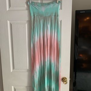 Tie dye maxi skirt, size S